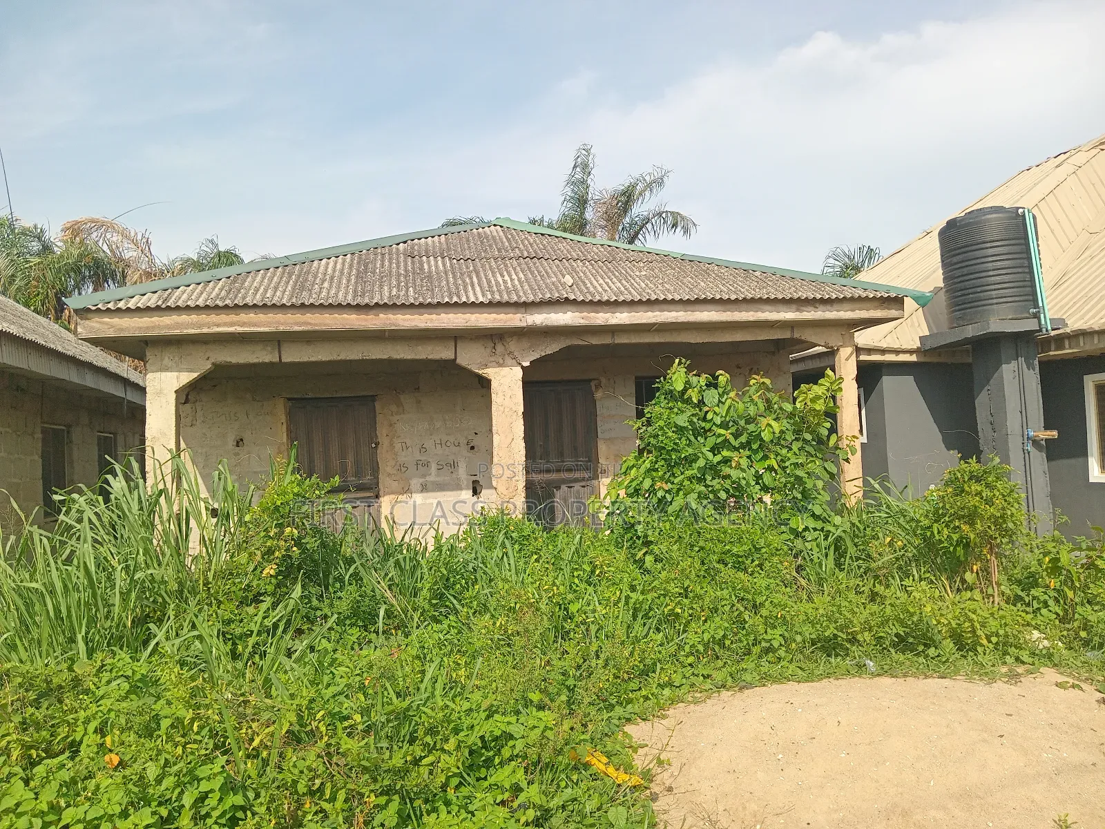 1bdrm Apartment in Igbogbo for sale