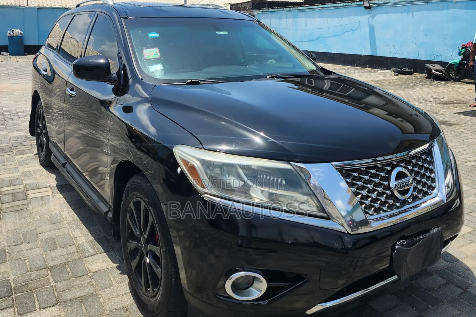 Nissan Pathfinder 2013 Black