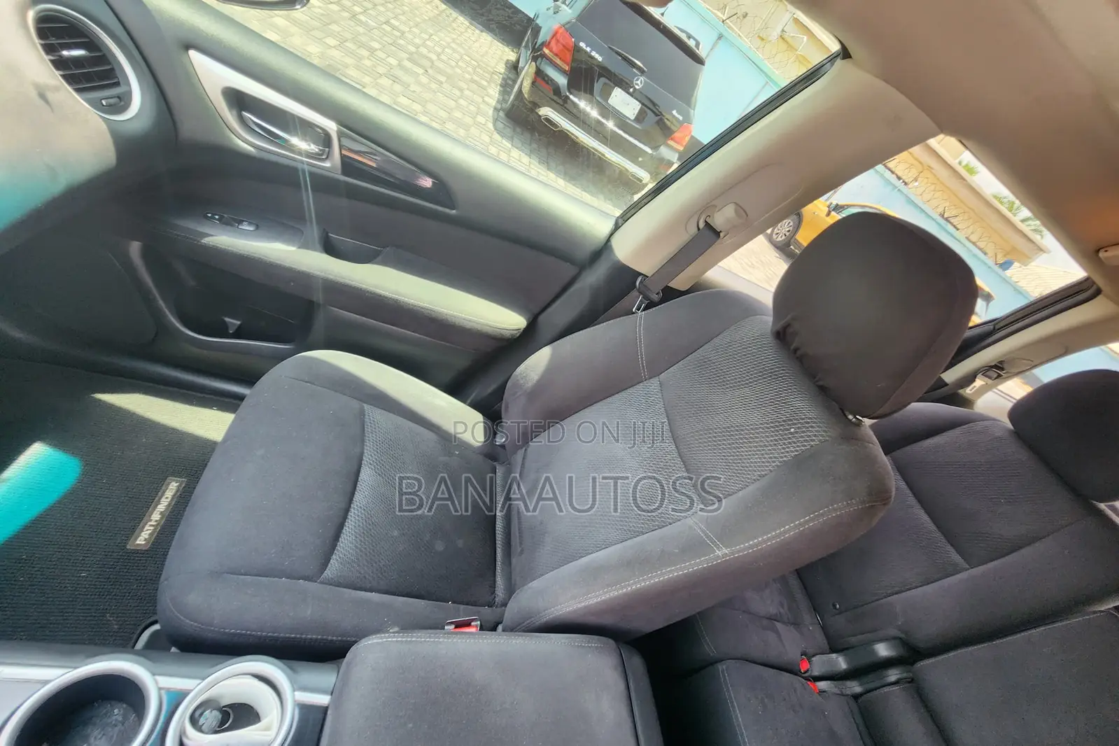 Nissan Pathfinder 2013 Black