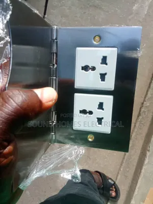 2 Face Metal Floor Sockets