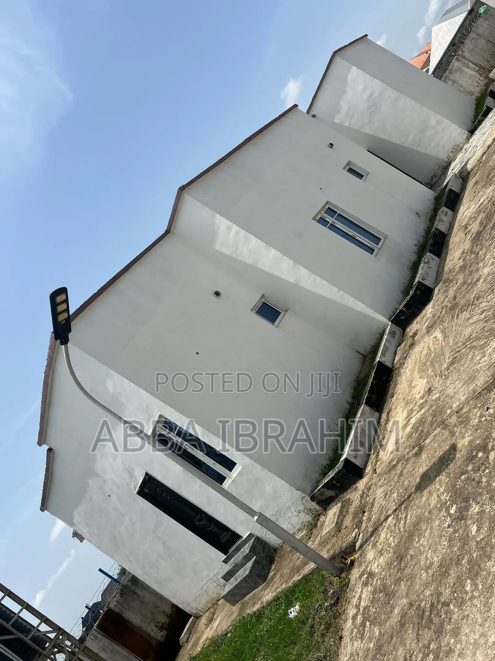 2bdrm Bungalow in White View Estate, Gwagwalada for sale