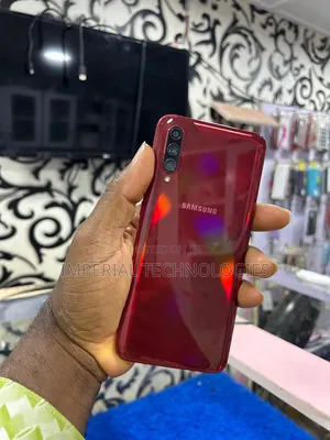 Samsung Galaxy A70s 128 GB Red