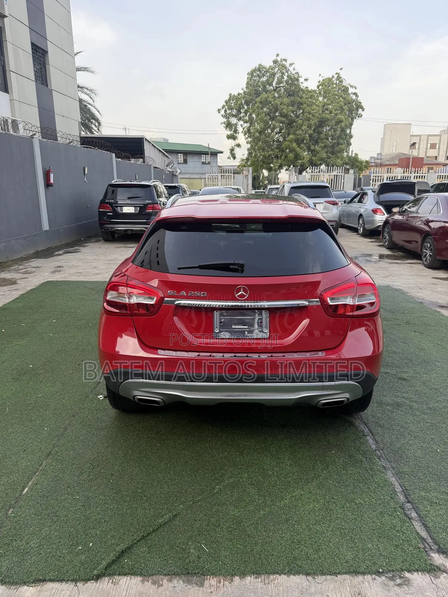 Mercedes-Benz GLA-Class 2017 Red