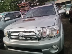 Toyota Tacoma Double Cab V6 Automatic 2012 Silver