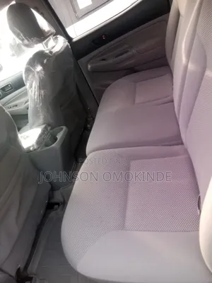 Toyota Tacoma Double Cab V6 Automatic 2012 Silver