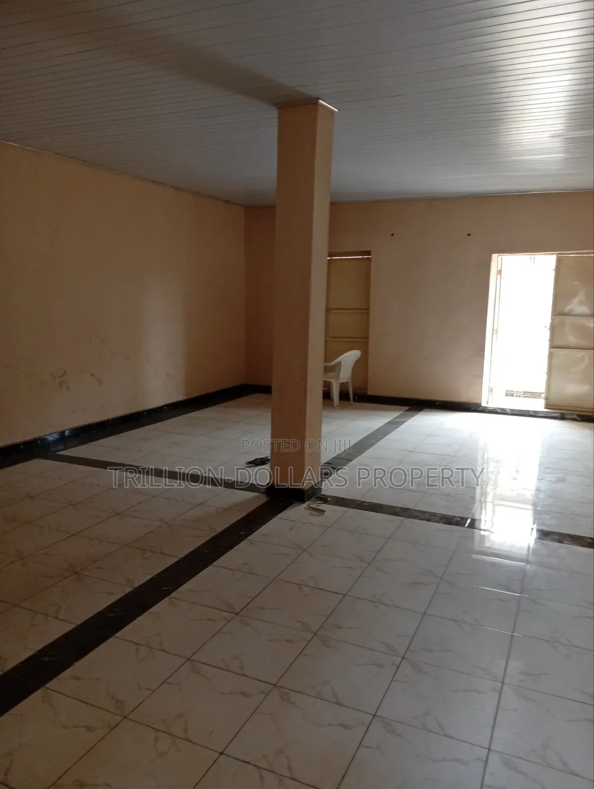 Hall, Training Meeting Room
