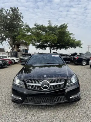 Mercedes-Benz C300 2008 Black