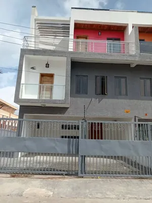 Furnished 4bdrm Duplex in Agungi for sale