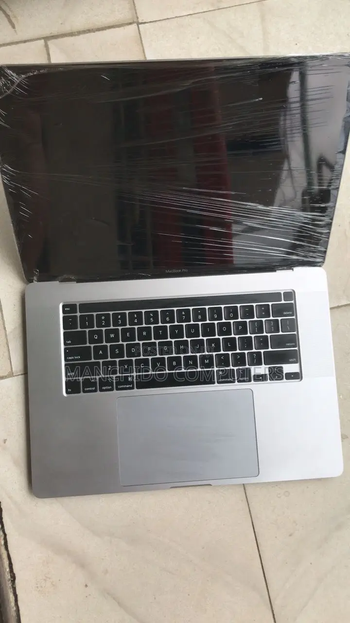 Laptop Apple MacBook Pro 2019 32GB Intel Core i7 SSD 1T