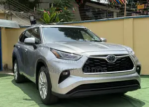 Toyota Highlander Limited AWD 2020 Silver