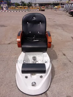 Imported Luxury Pedicure Vibrating Massage Chair