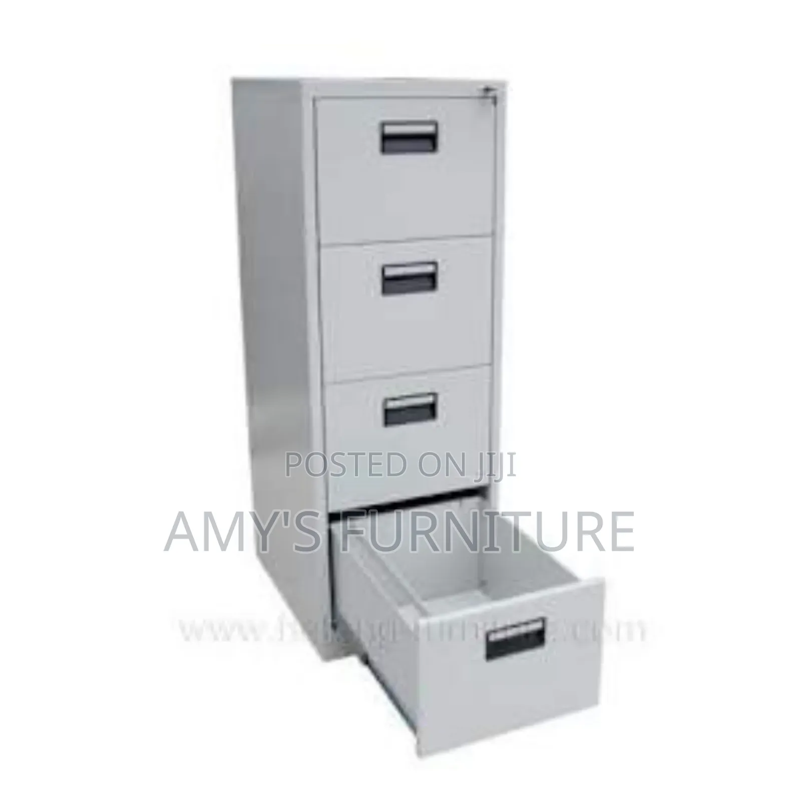 File Cabinet
4 Drawers