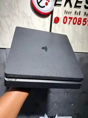 Neatly Uk Used Ps4 Slim With 12games