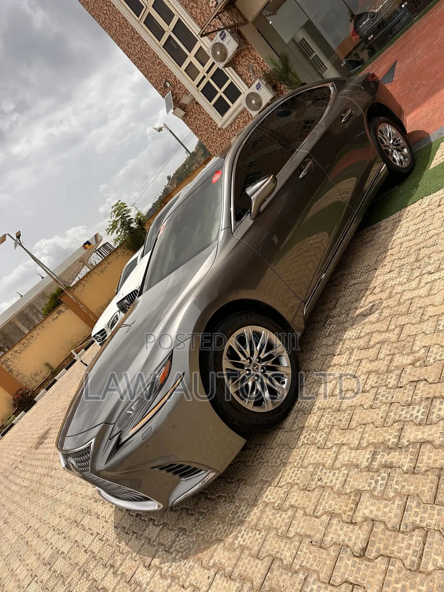 Lexus LS 2019 Gray
