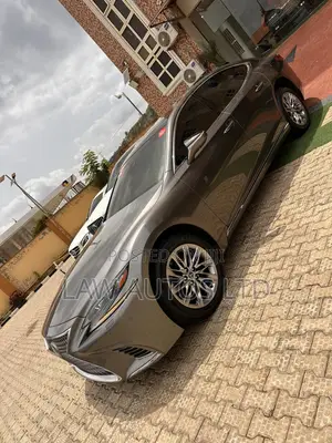 Lexus LS 2019 Gray