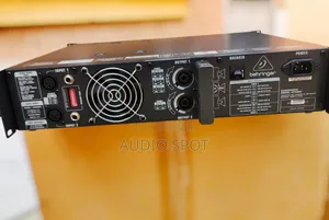 Original Behringer Europower Ep-4000 Power Amplifier