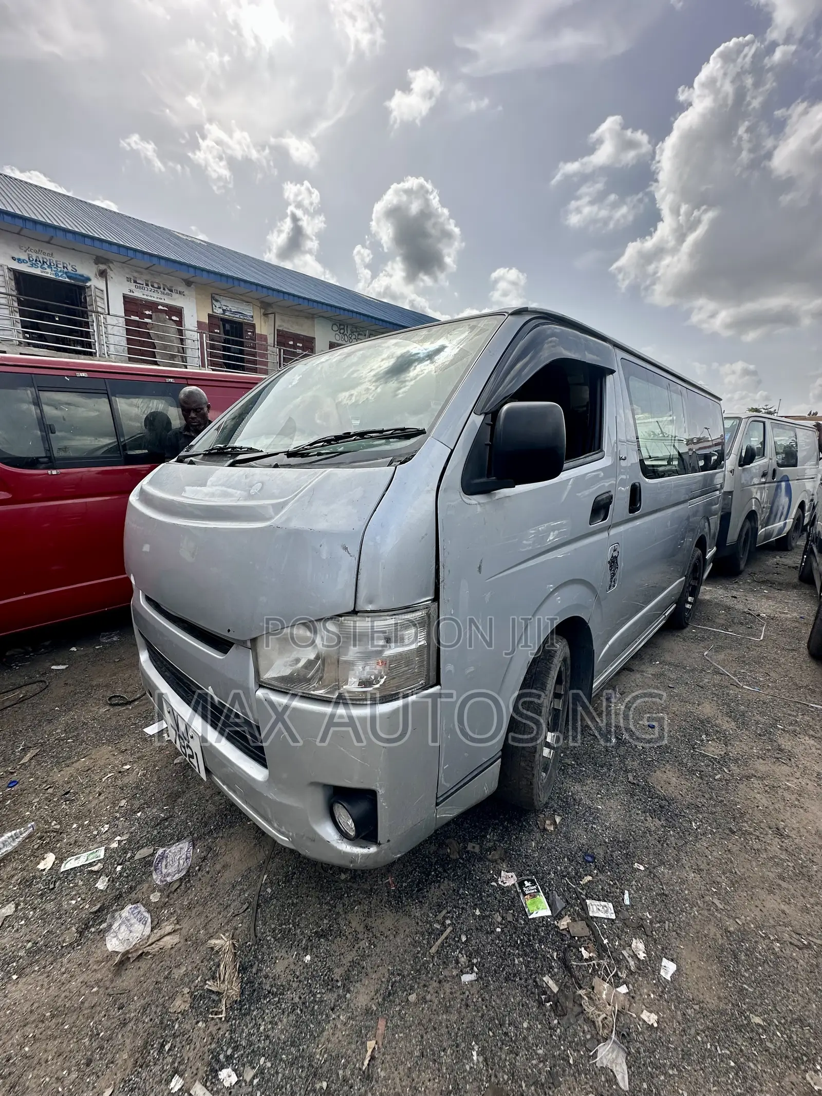 Toyota HiAce 2012 Silver