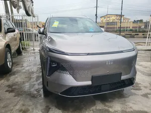 Photo - New Geely Galaxy L7 1.5 Hybrid AWD 2024 Gray