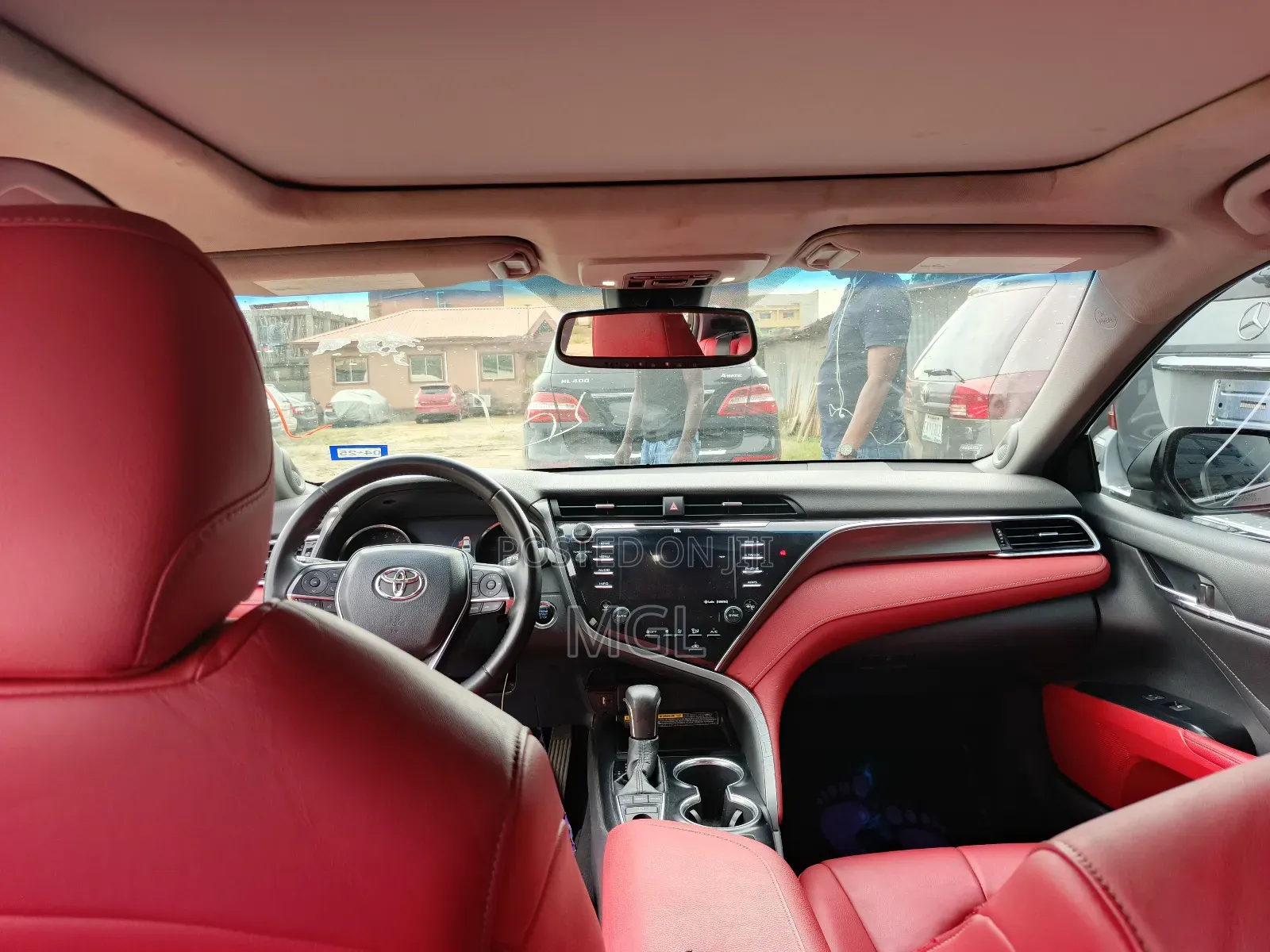 Toyota Camry 2018 Black