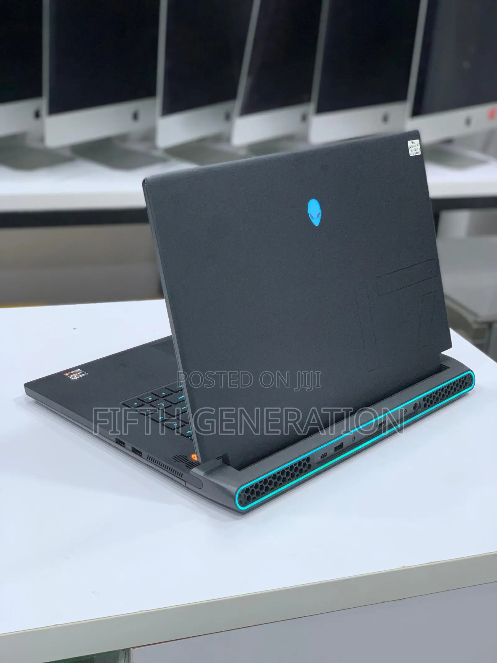 Laptop Alienware m17 R5 32GB AMD Ryzen 9 SSD 1T