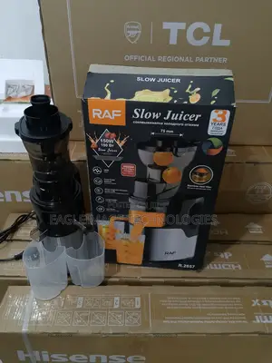 Sleek Raf R.2857 Juicer-Clean and Compact
