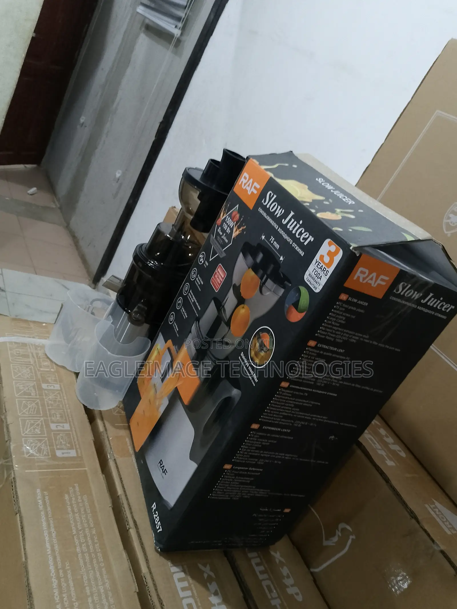 User Friendly Raf R.2857 Juicer-Easy to Operate