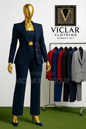Sleek Women’S Suit
