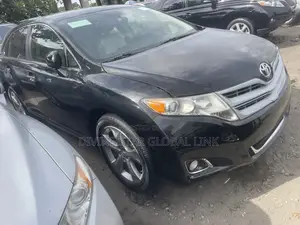 Toyota Venza V6 2010 Gray