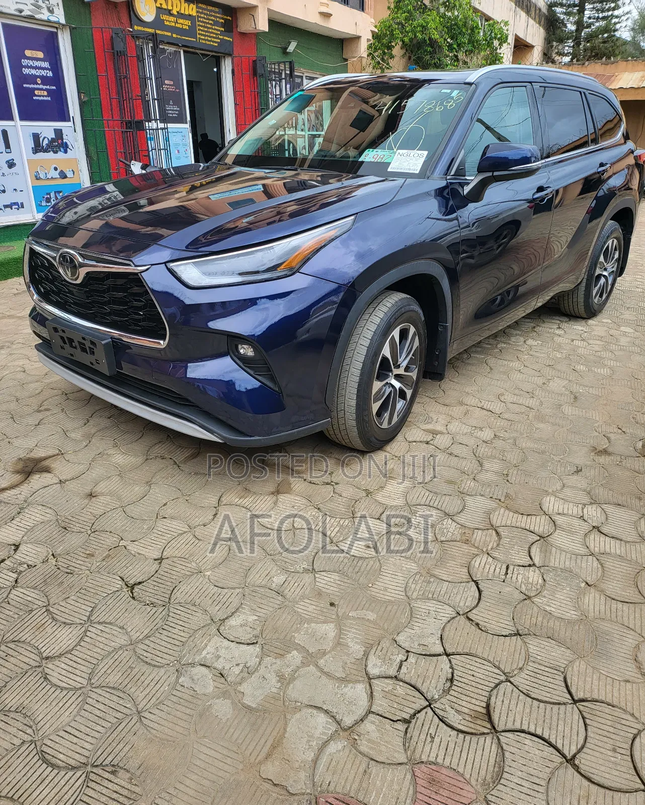 Toyota Highlander XLE 2021 Blue