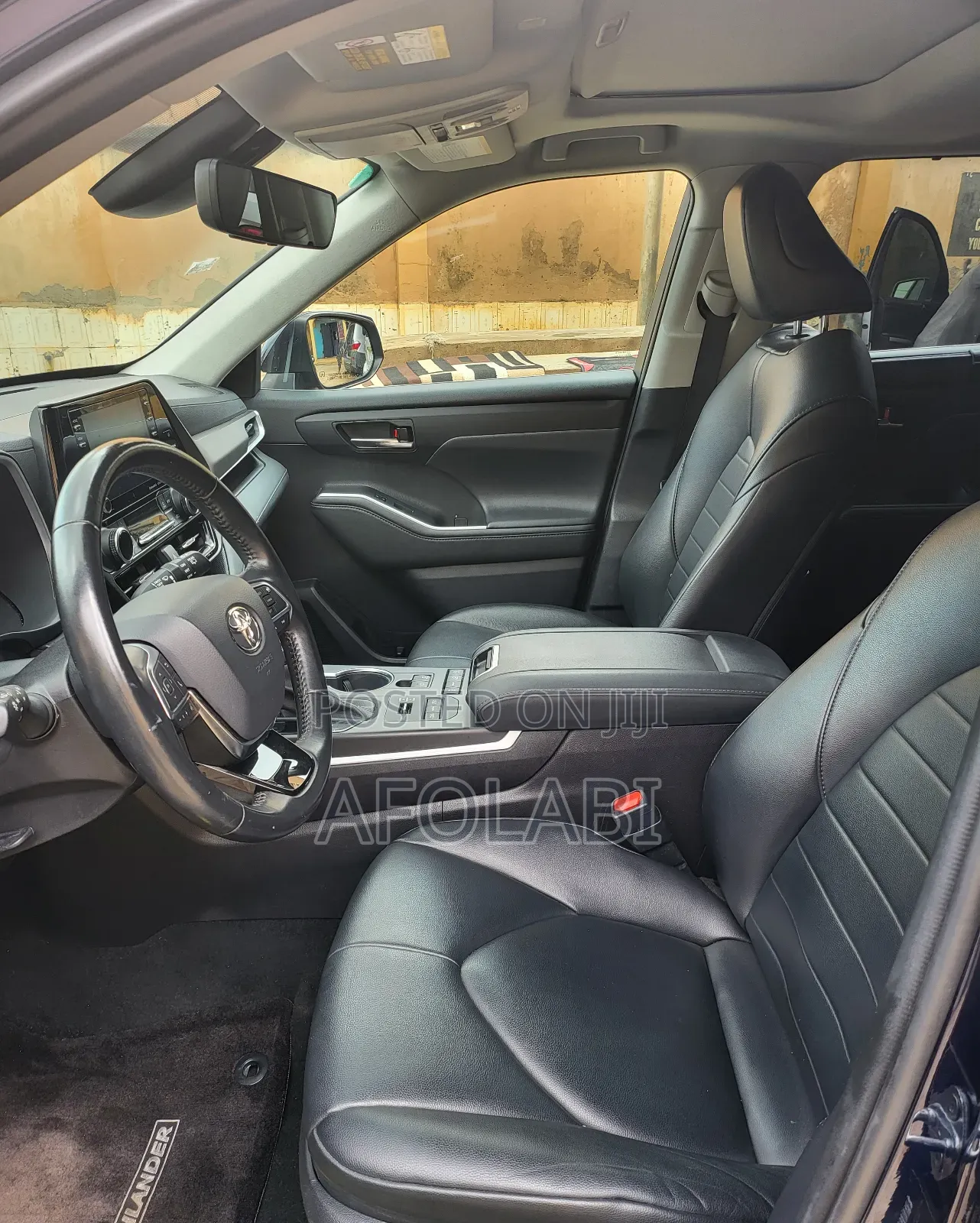 Toyota Highlander XLE 2021 Blue