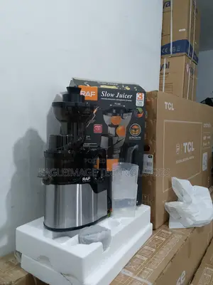 Consistent Raf R.2857 Juicer-No Juice Waste