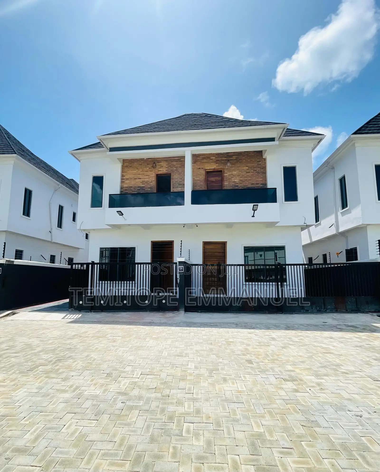 Furnished 4bdrm Duplex in Ikota for sale