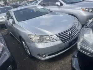 Lexus ES 2018 Silver