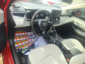 Toyota Corolla LE 2022 Red