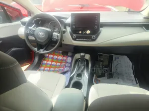 Toyota Corolla LE 2022 Red