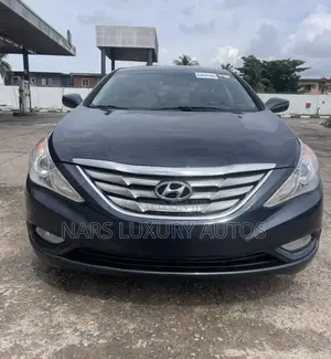 Photo - Hyundai Sonata GLS Sedan FWD (2.4L 4cyl 6A) 2012 Blue