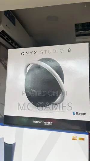 Onyx Studio8