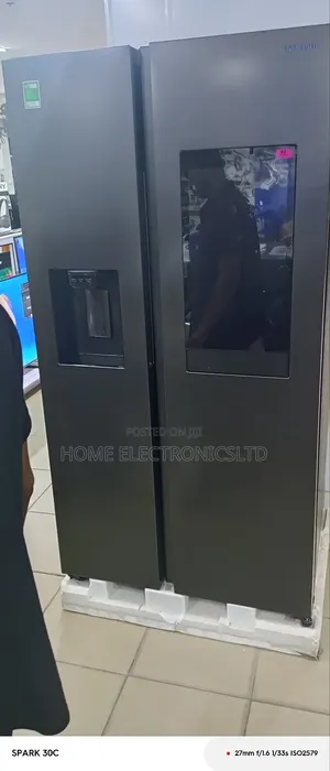 Samsung Side by Side Fridge With Ice Maker and Tv 616 Liter