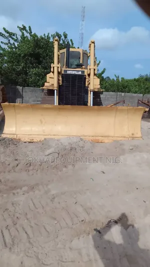 Photo - Cat Bulldozer D7h