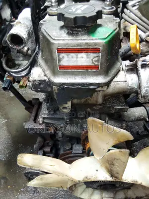 Complete Engine for Toyota Dyna, Hilux Truck 22r Injector Mouth