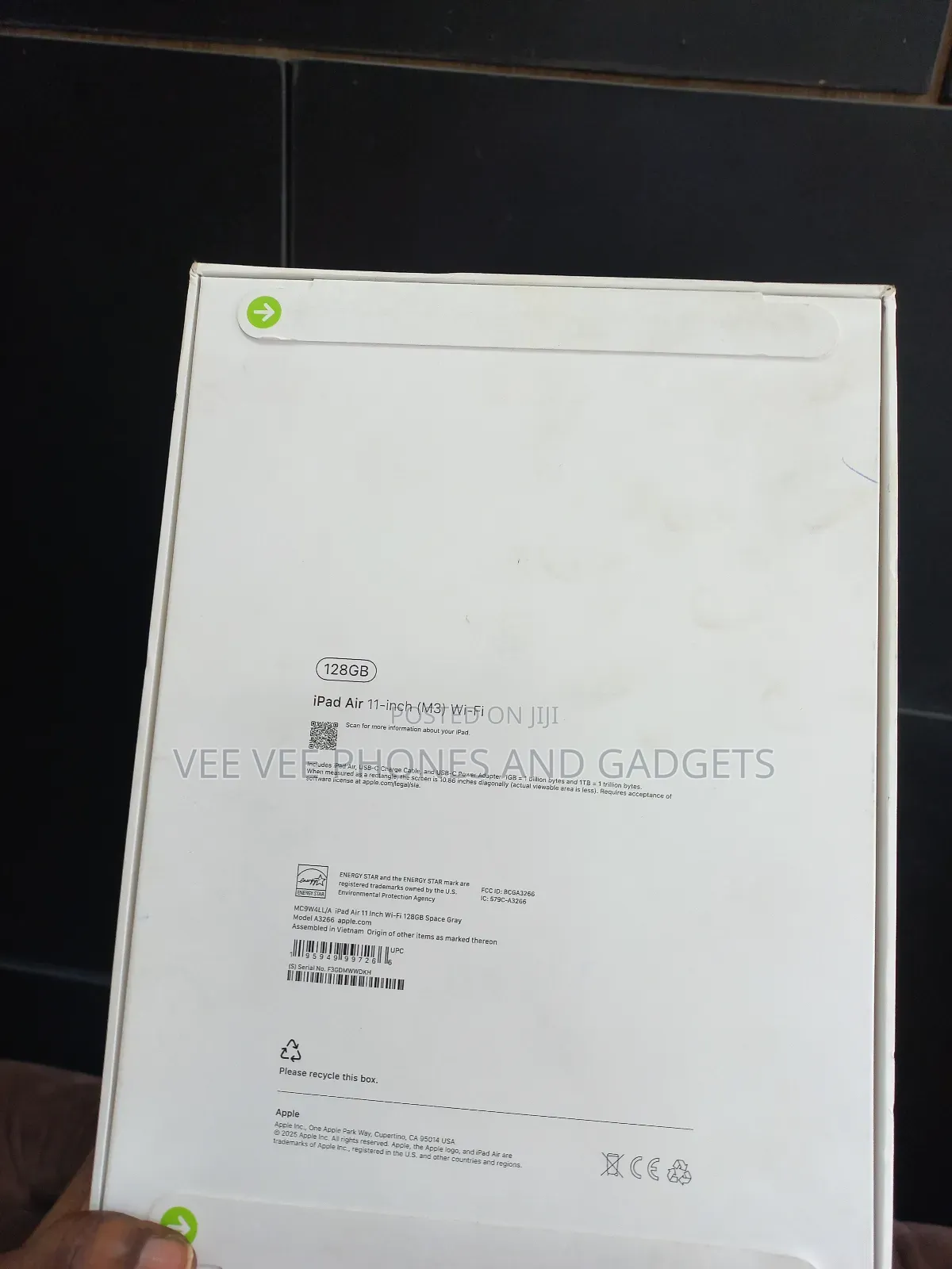 New Apple iPad Air 128 GB Gray