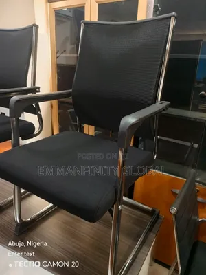 Executive Visitor Chair Mesh and Fabric