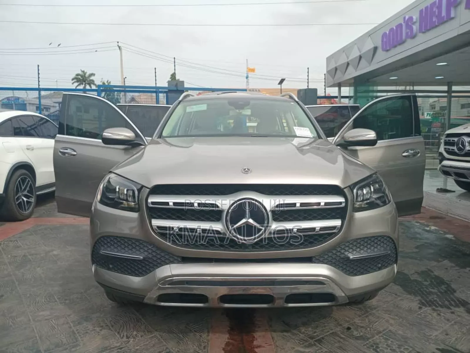 Mercedes-Benz GLS-Class 2021 Gold