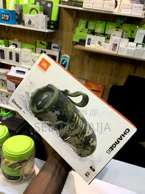 Photo - JBL Charge 6 Portable Bluetooth Speaker