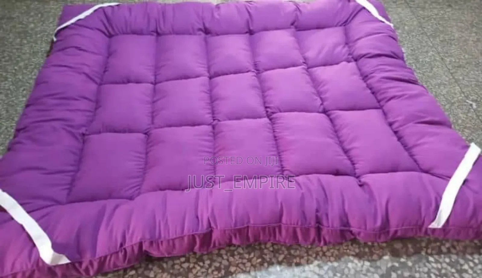 Bed/Mattress Topper