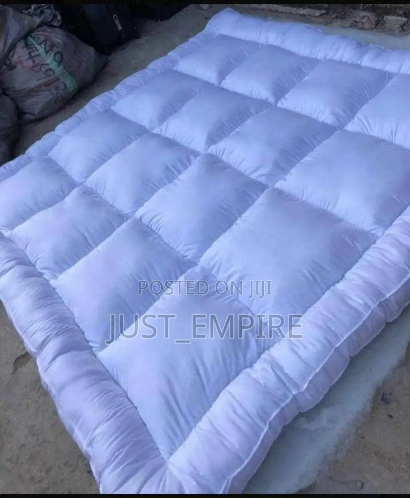 Bed/Mattress Topper