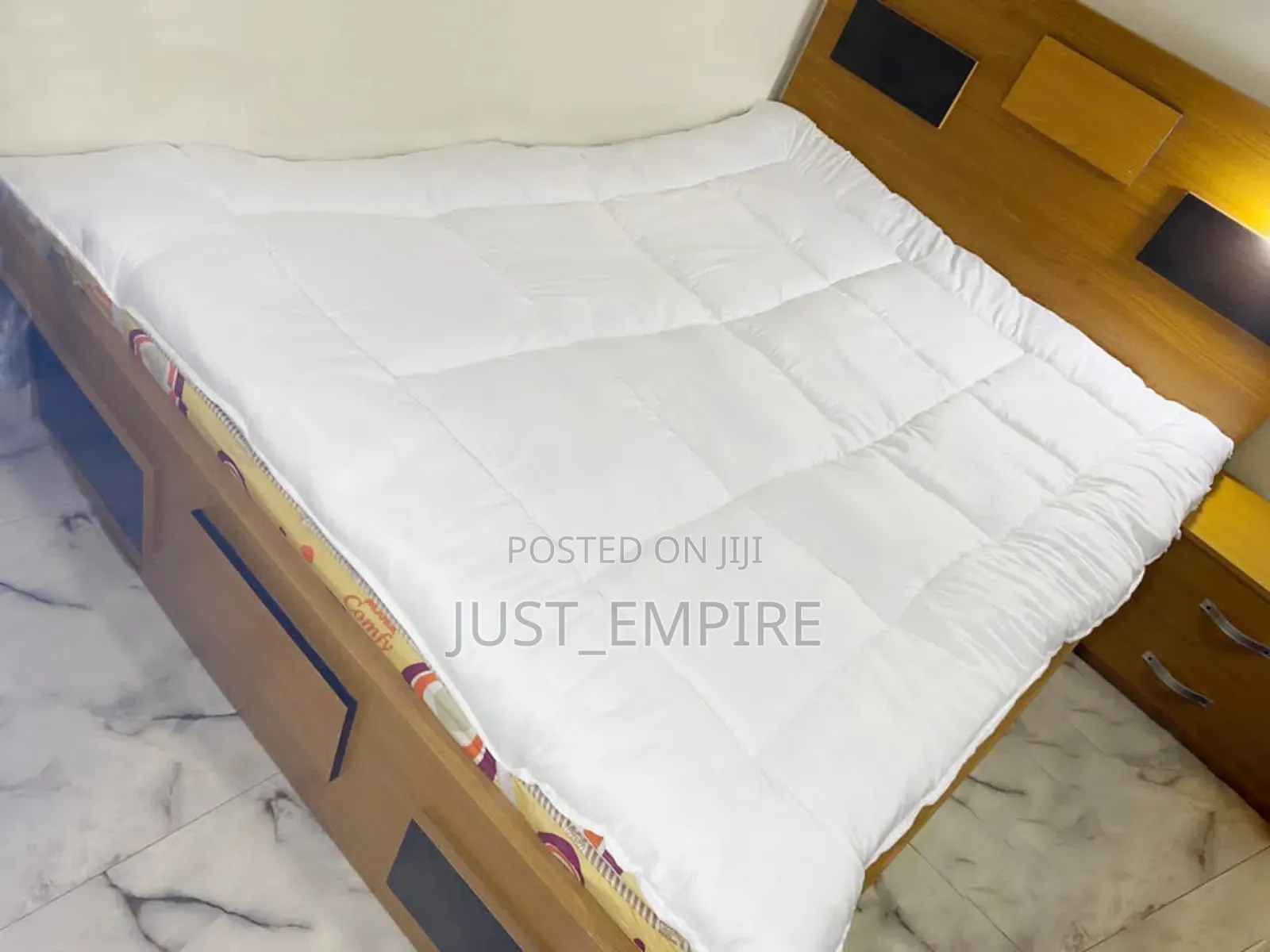 Bed/Mattress Topper