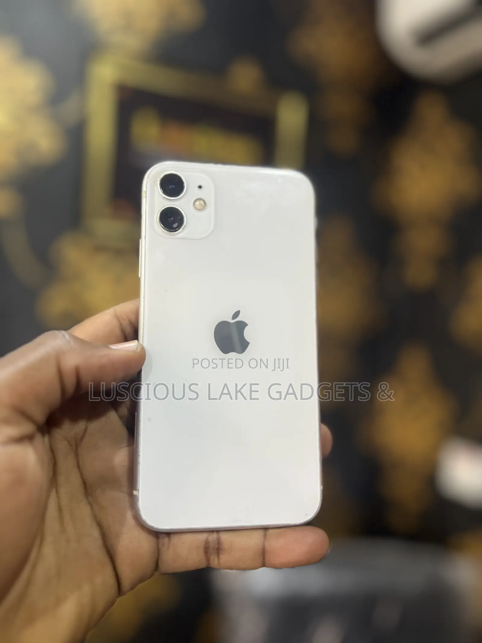 Apple iPhone 11 64 GB White