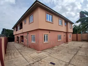 12bdrm Block of Flats in Liberty Academy, Akala Express for sale