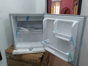 Polystar 45l Mini Fridge - Perfect for Bedrooms Offices